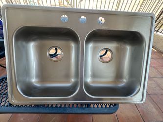 Stainless steel sink