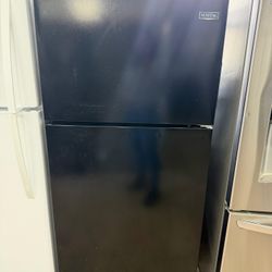 Maytag Top And Bottom Refrigerator 