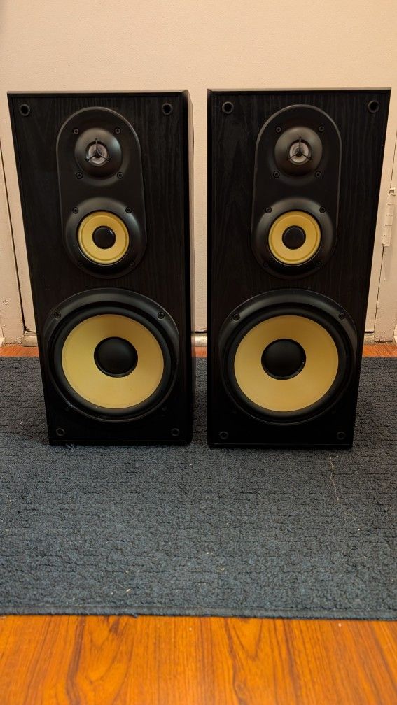 Sony SS-MB350H Tower Speakers – 120W – Clean Drivers – Great Sound – Grilles Included