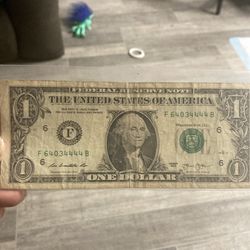 Quadruple fours in a row 2013 Dollar Bill plus one extra four on the serial #