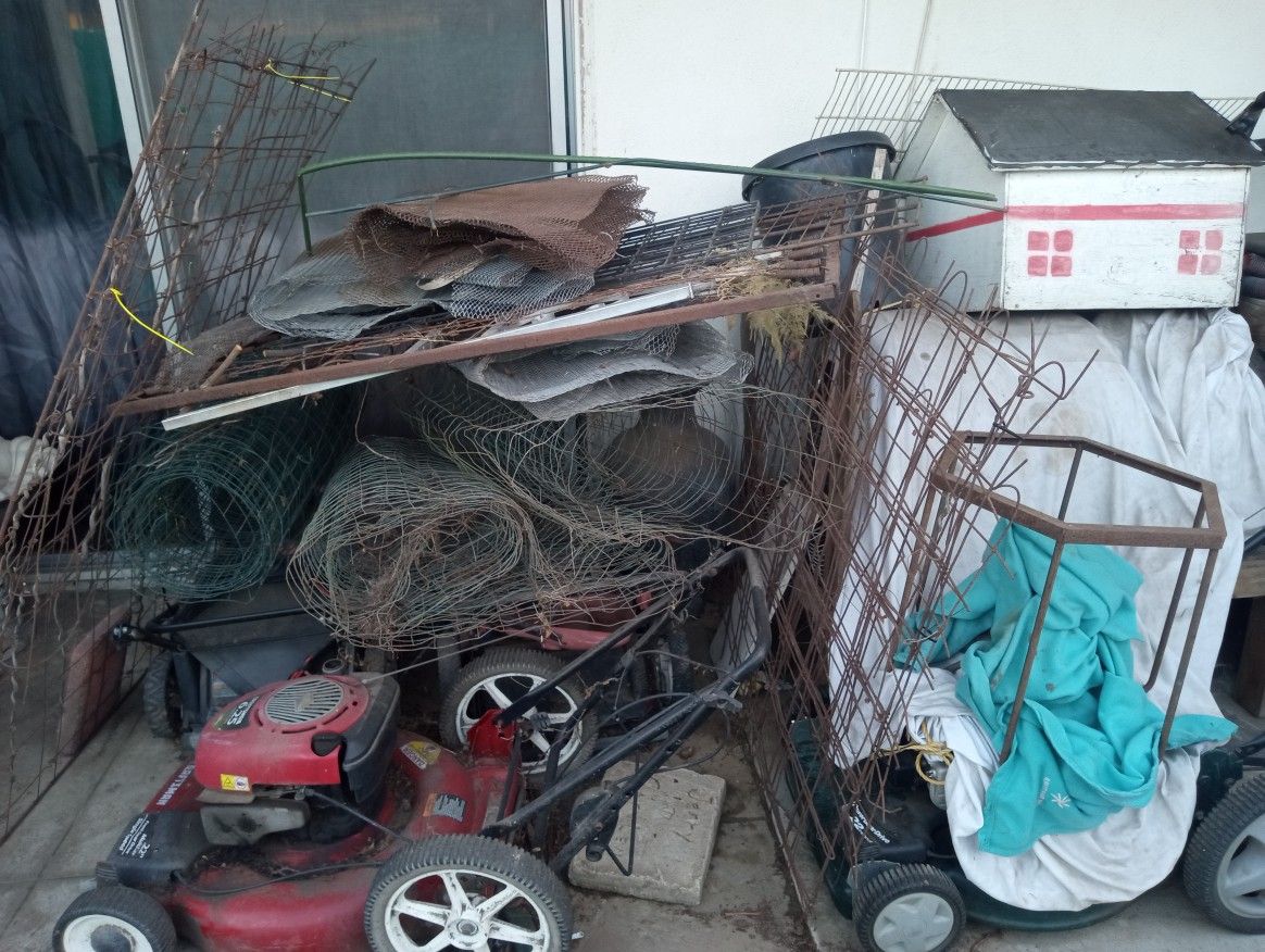 Free Scrap Metal And Non Working Lawnmowers