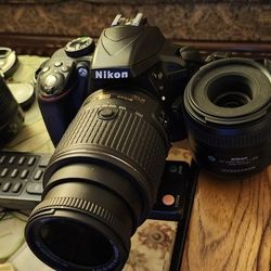 Nicon D3300 Great Camara All Acesories 250 Fls