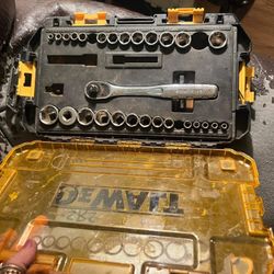 Dewalt Tools/ Air Compressor 12 Gallon