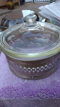 Casserole dish with cut glass lid