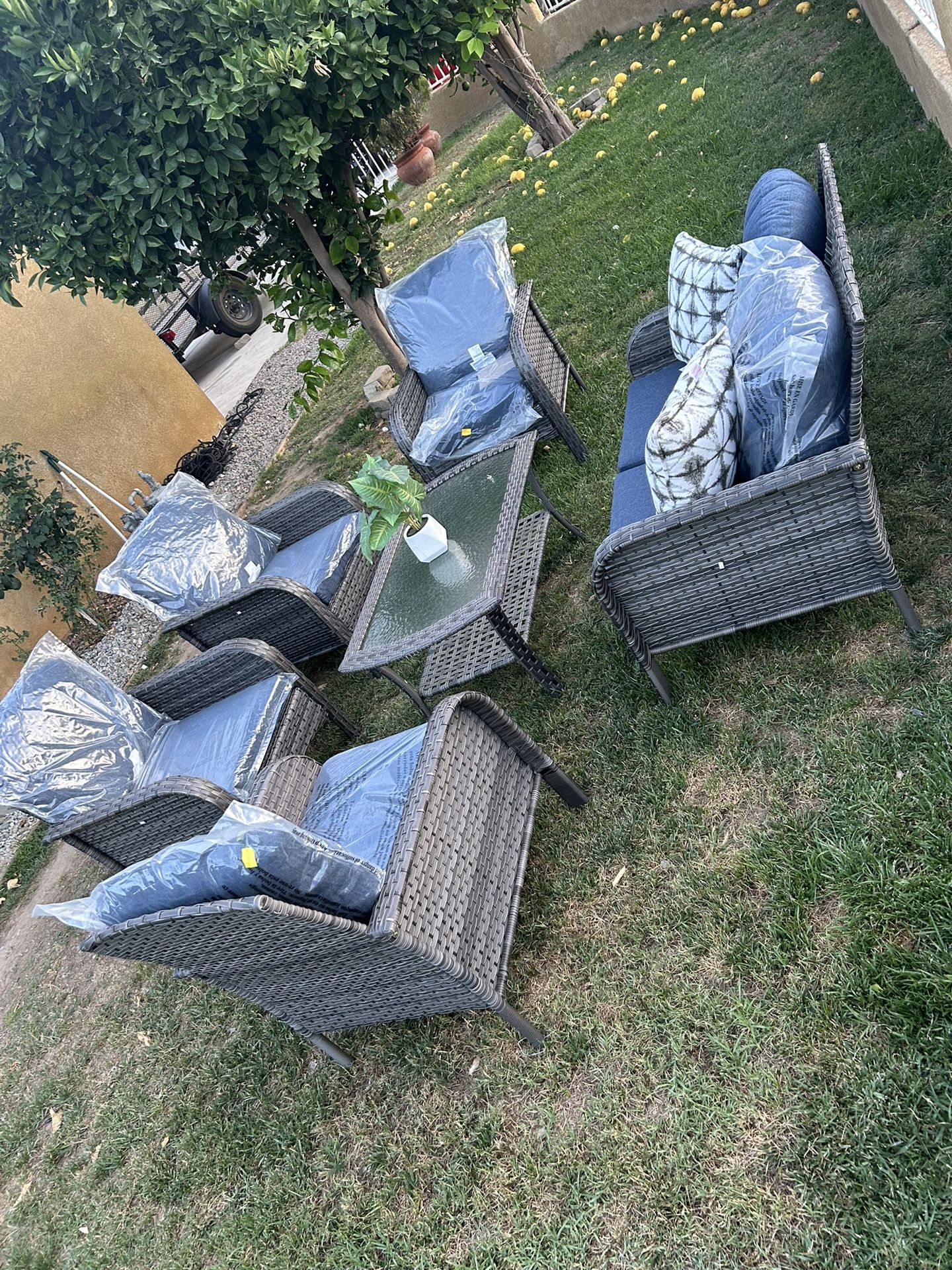 Patio Furniture Set Outdoor New In The Box