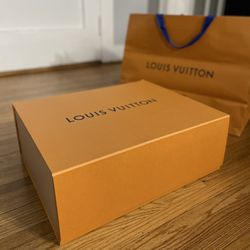 Louis Vuitton Large Box for Sale in Los Angeles, CA - OfferUp