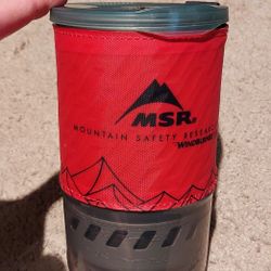 Msr Windburner Stove LIKE BRAND NEW ( Coleman Optimus Hiking Camping )