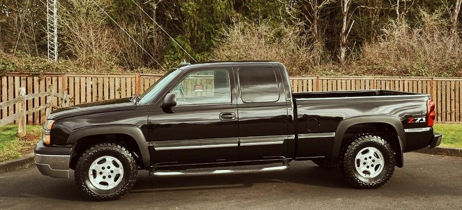 4X4 2003 Chevy Black Friday 🎁