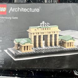 Brand new Lego Brandenburg gate set