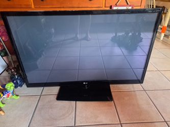 Free LG plasma TV broken - parts only