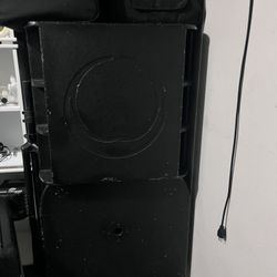 Two   18" Powered Dj Speakers 2200watts