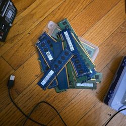 Large Lot Of 4gb RAM Sticks 