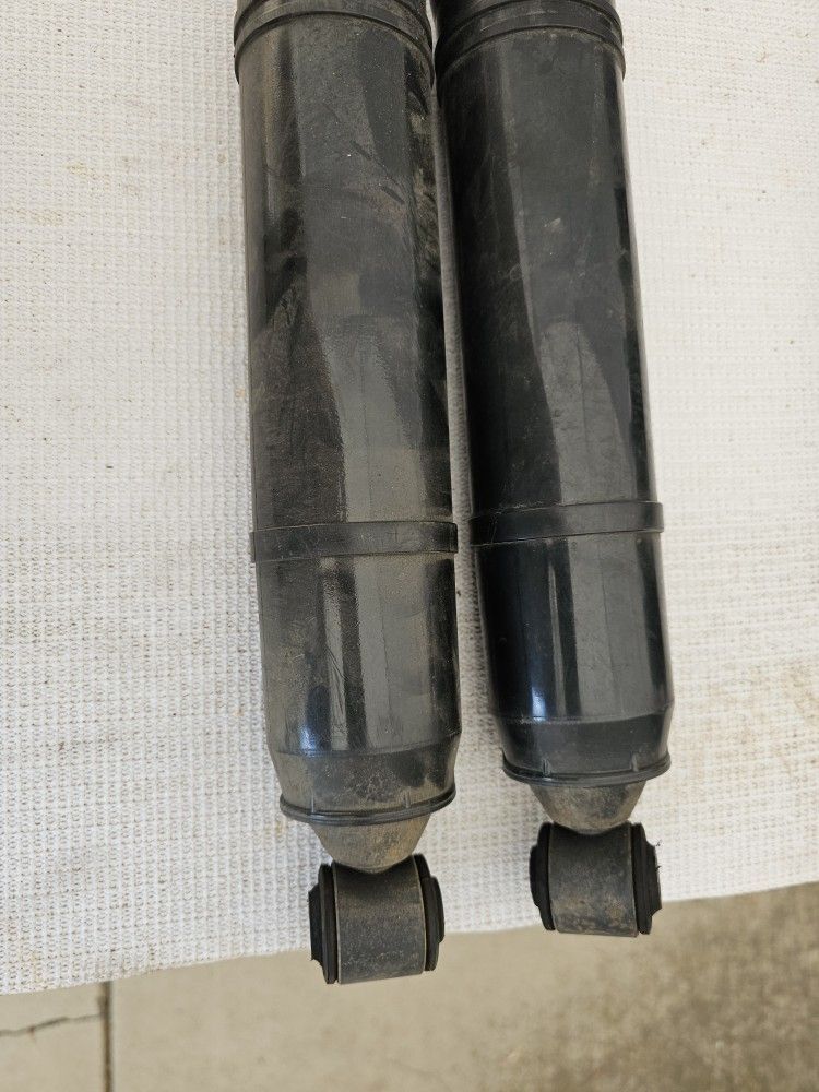 shock absorber for gmc truck canyon 2025