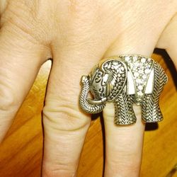 Large Silver Vintage Elephant Ring, Size 8