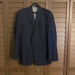 Tommy Hilfiger Suit Jacket. Navy. Size 42L.