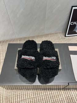 Balenciaga Slides (4 Color ways)