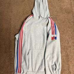 Athletic Adidas Hoodie (M)
