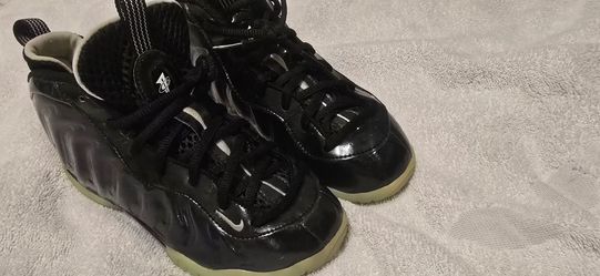 Nike Foamposite Kid Size 2