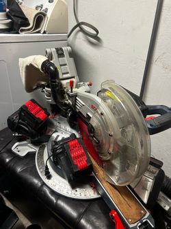 Bosch 18V Cordless Miter Saw and Vacuum Set