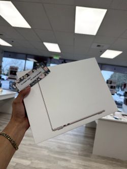 💻  Ultra-Thin, Ultra-Powerful: Apple MacBook Air 13” M3 Chip  Laptop –Take It Home for $5 Down!