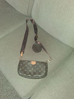 Louis Vuitton purse and small change bag