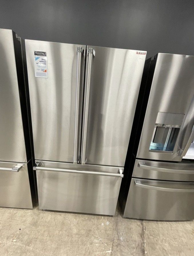 Viking French Door Refrigerator MO59A