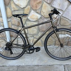 Bike (size medium mens) 7 speed