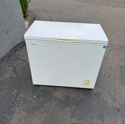 Freezer Large household deep chest hard to find size