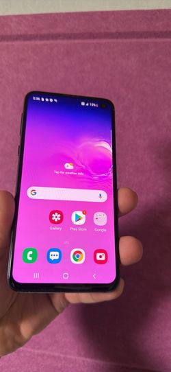Samsung Galaxy S10e 128gb. Like New And Unlocked!