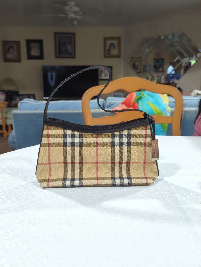Burberry Purse