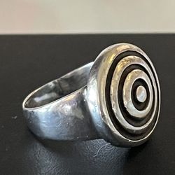 Lisa Jenks Solid Sterling Silver Ring Sz 7