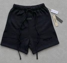 Black essentials shorts size L