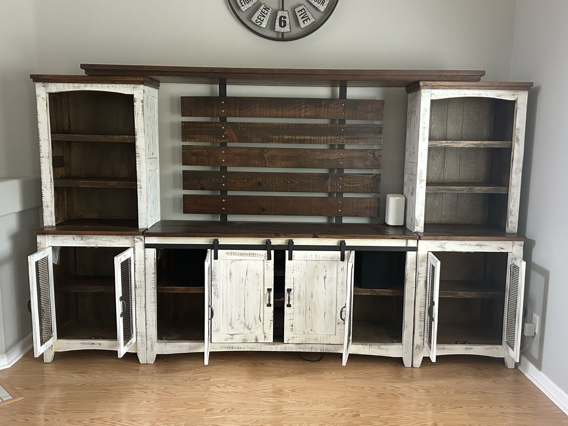 Pueblo White Wall Unit