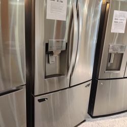 New
23.5 cu. ft. French Door Smart Refrigerator w/ Dual Icemaker & Wi-Fi Enabled in PrintProof St