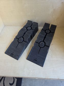 Rhino Ramps car ramps