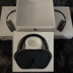 AirPod Maxes(Trades ✅)