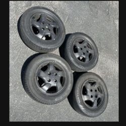 4 — 195/65r15 4x114.3 4x4.5 Stock Enkei Honda Accord Versa Lancer Wheels Rims Good Tires !