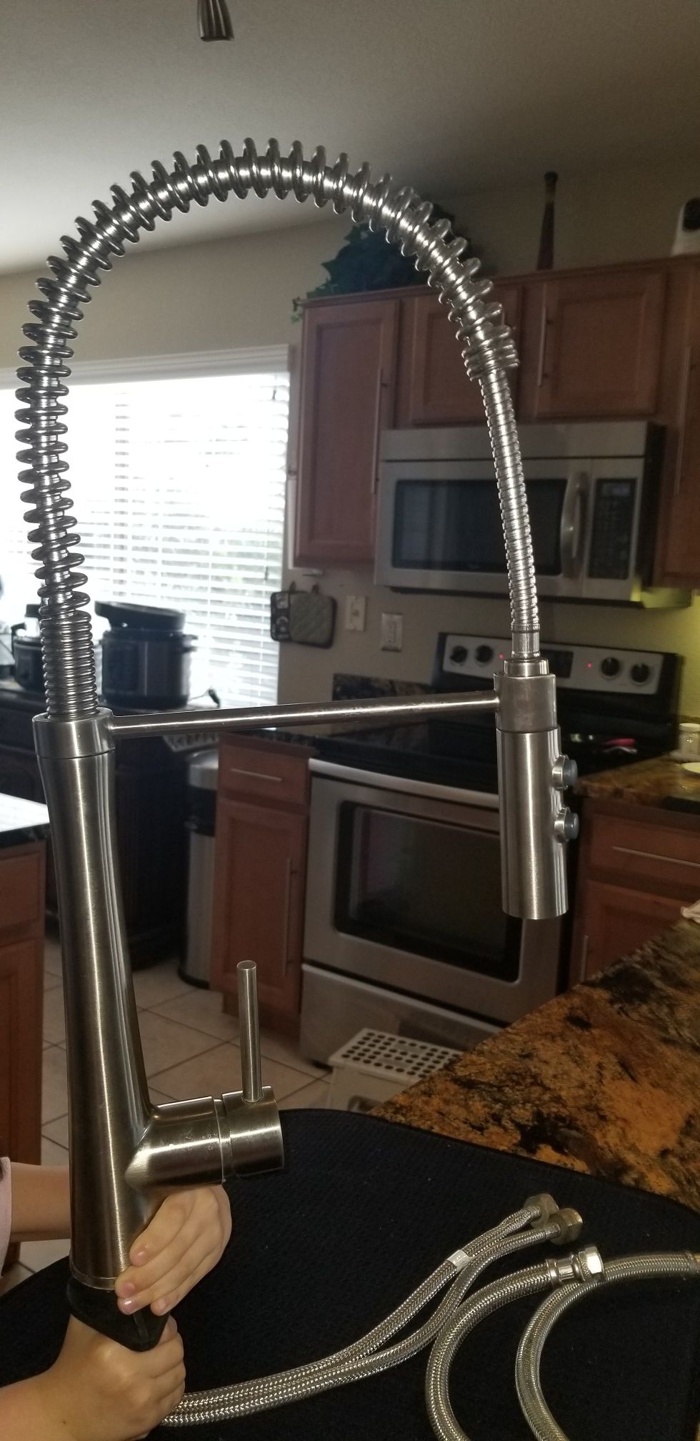 Giagni Fresco Stainless Steel 1-Handle Deck Mount Pre-rinse Kitchen Faucet Item # 130203 Model # PD180-SS. $120