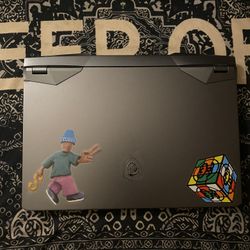 MSI GE76 Raider 11UE Gaming Laptop
