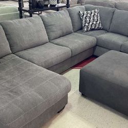 AP🎉Gray Huge Sectional Couch With Chaise// Fast Delivery & Financing 