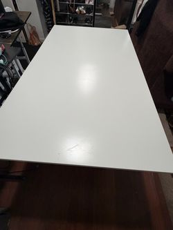Adjustable stand desk