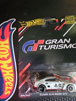 Hot Wheels Premium Gran Turismo Nissan GT-R Nismo GT3