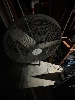 Shop fan