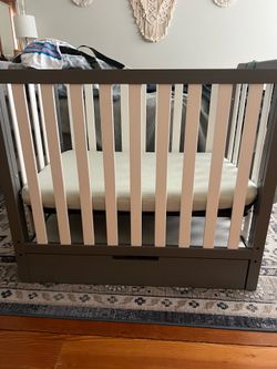 Mini Crib