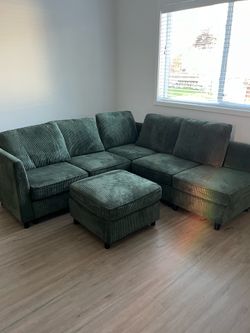 Brand New Modern Green Corduroy Modular Sectional + Ottoman 💚🛋️