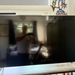 VIZIO 55” TV  EXCELLENT CONDITION. 