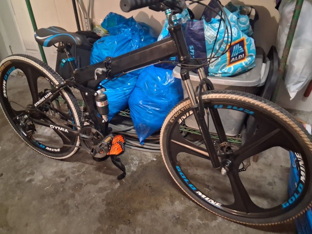 Oyma Power Strong Man Folding Bike.