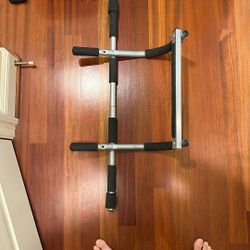 Free Pull Up Bar