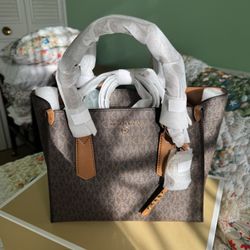 Brown Michael Kors Purse – Brand New w/ Strap