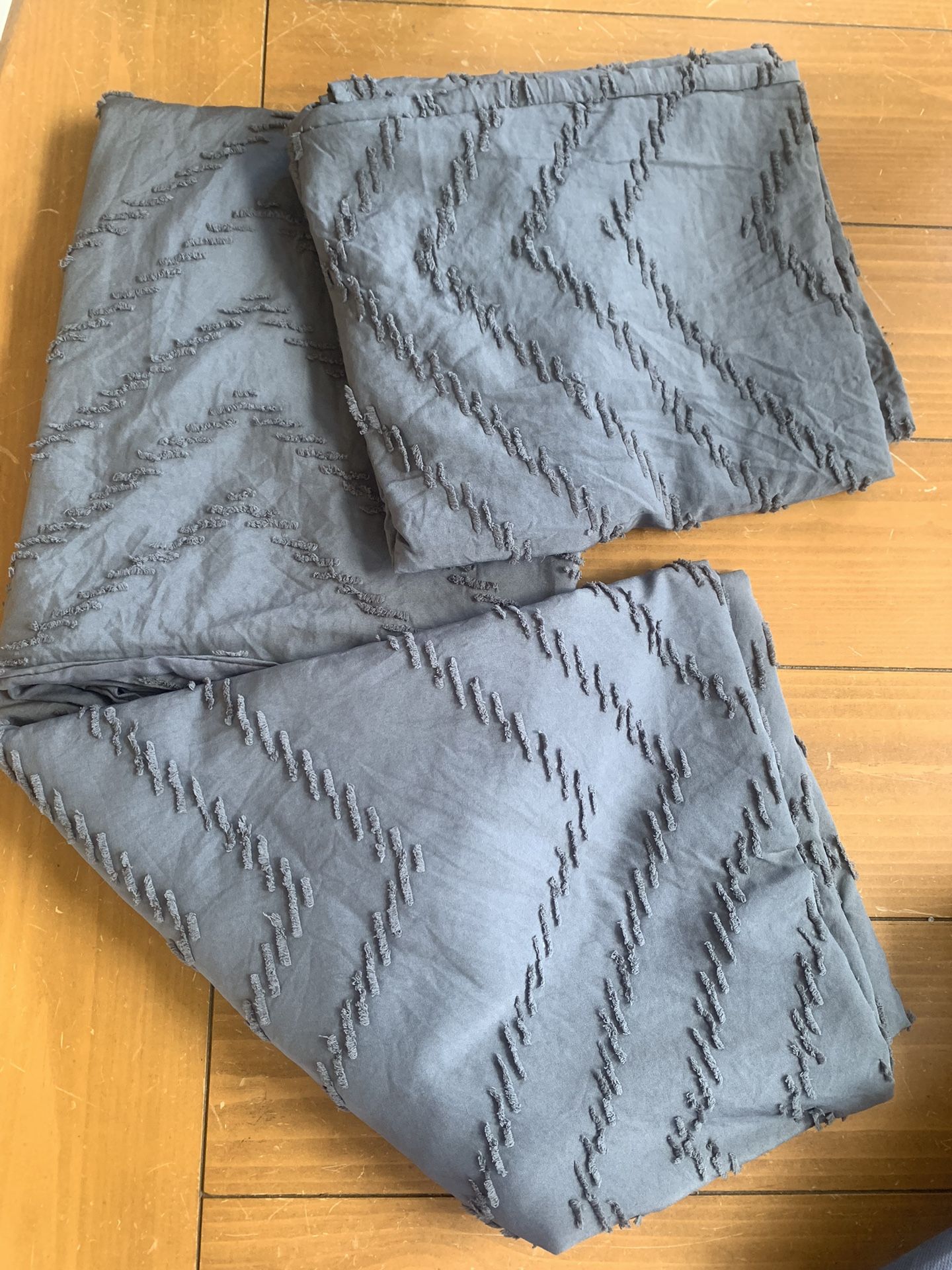 Grey duvet cover W/2 Pillow Cases-Queen-New In Package